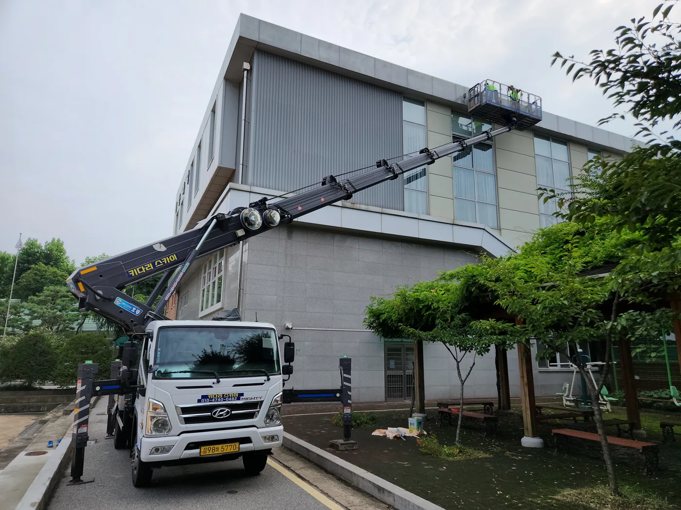 창고·시설물 외부 현장