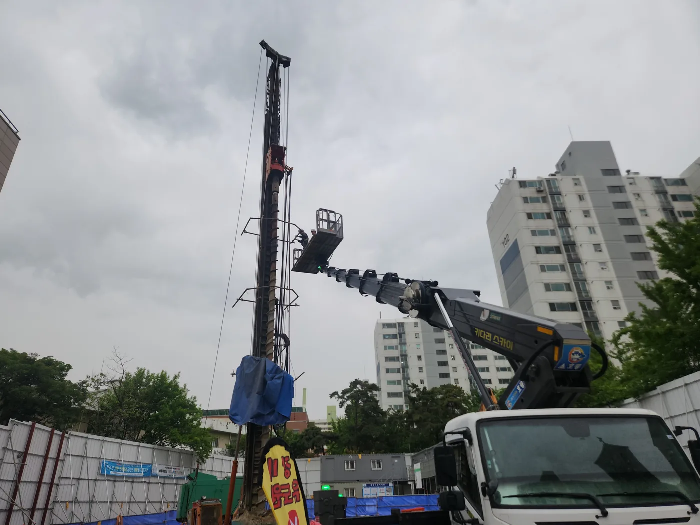도로 시설물 인접 현장